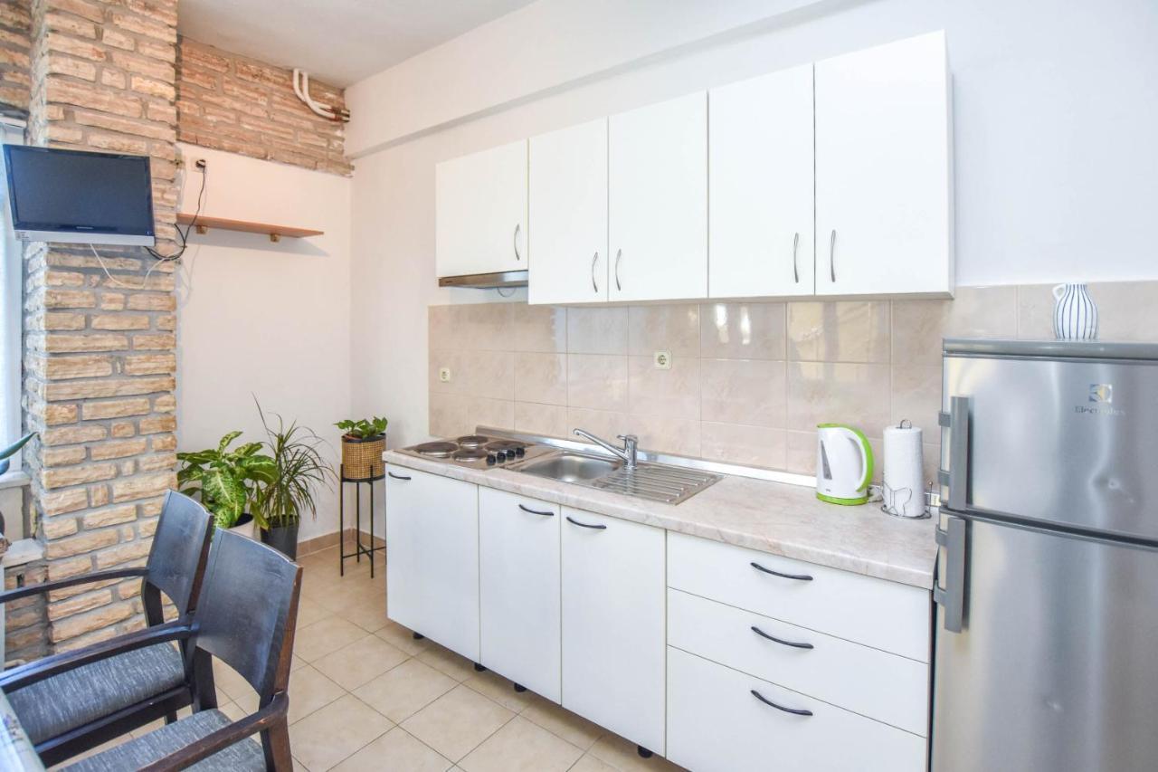Apartments Flora Pakoštane Extérieur photo
